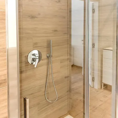 M362 - Marcelli, Nuovo Bilocale Completamente Accessoriato Daire